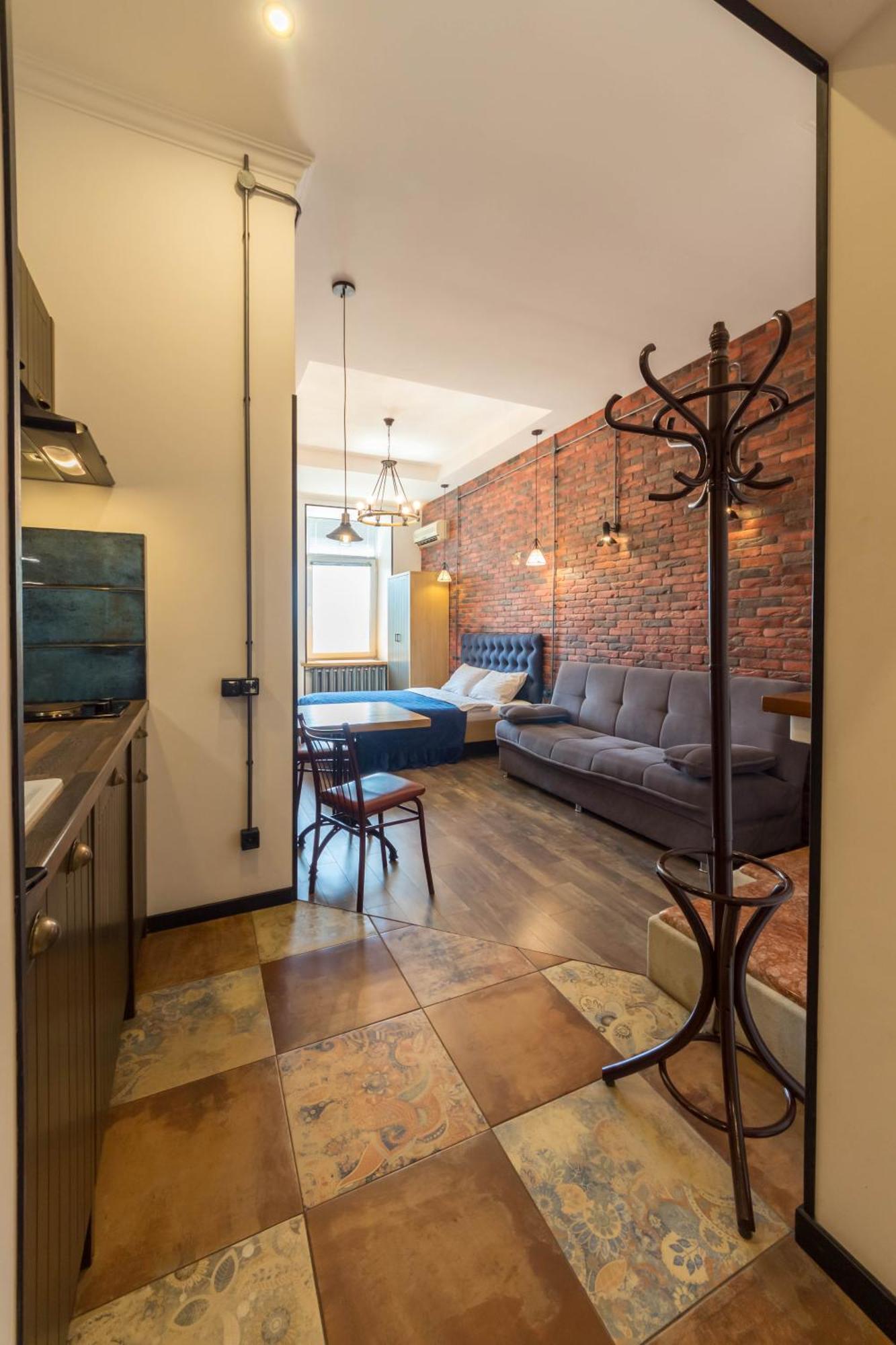Dayflat Apartments On Mykhailivs'Ka Kyiv Exterior photo